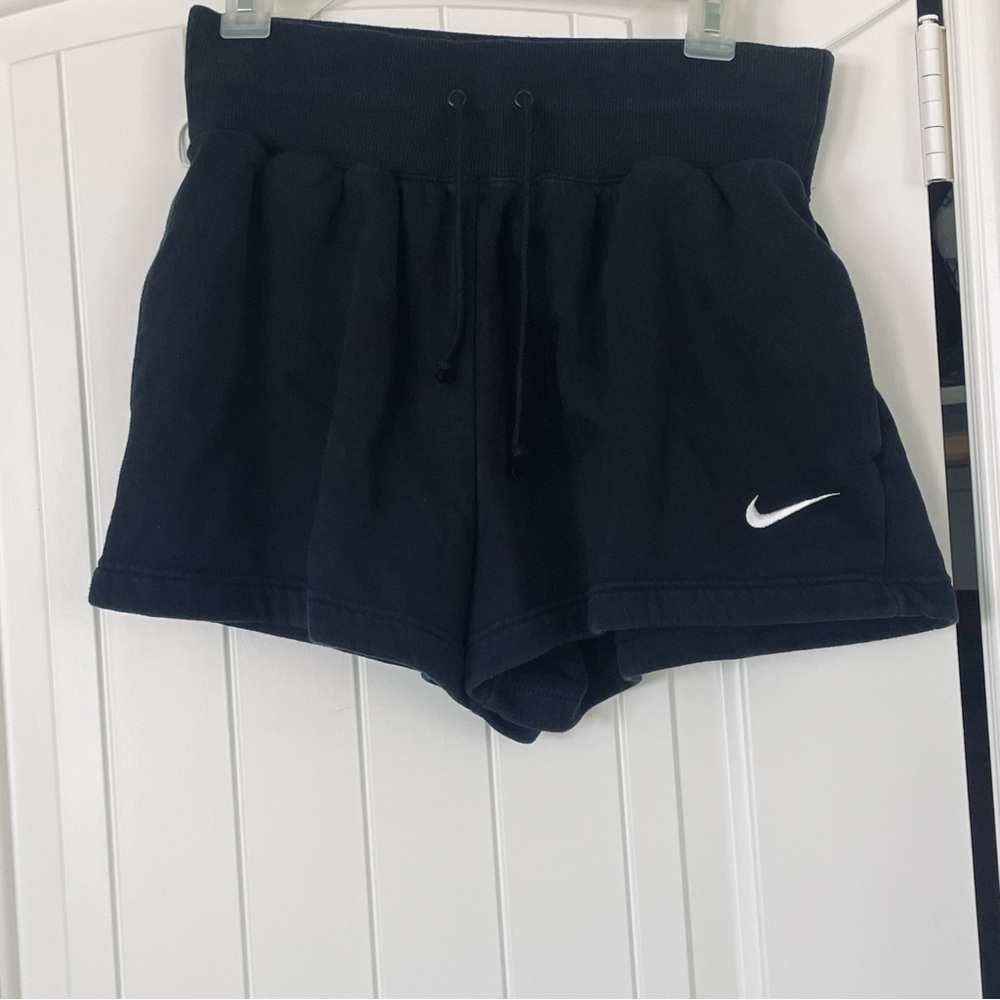Nike black shorts size M